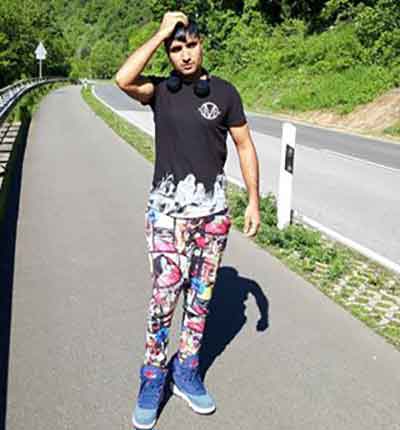 سعیدسعید چهار4 برج مهاجر